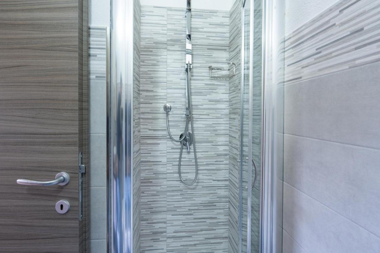 Residence La Falata Коста-Парадисо Экстерьер фото